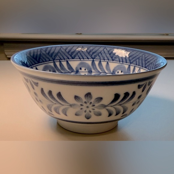 Signed Blue and White Porcelain Serving Bowl - Picture 12 of 14